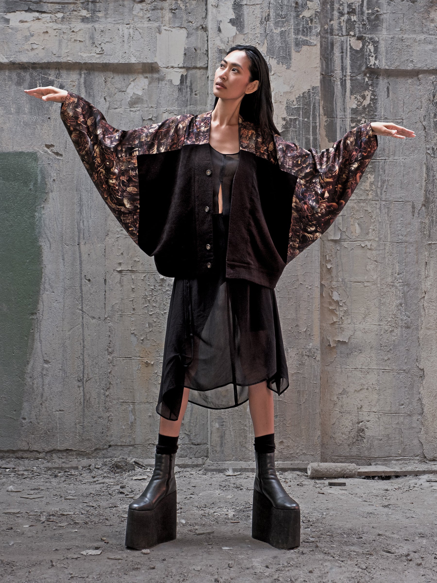 <tc>莉莉克-希里亚迪死亡斗篷</tc>
