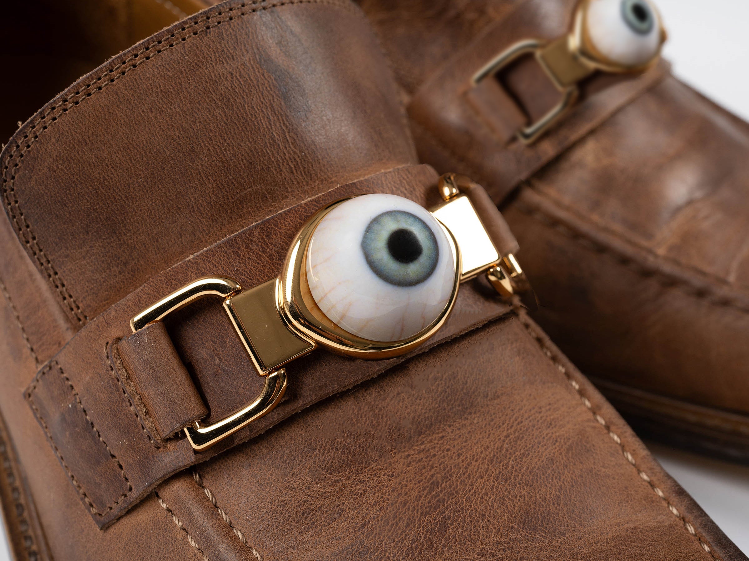 WHITE-OF-THE-EYE LOAFERS